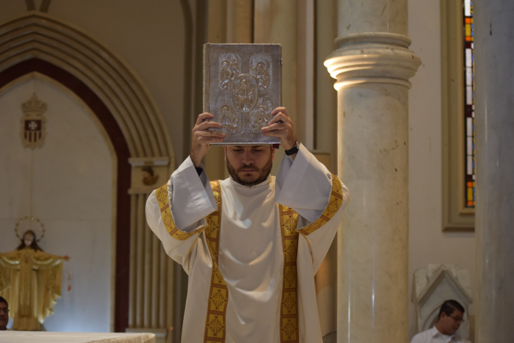 Grupo 3: Liturgia y Rúbricas 2025-2S